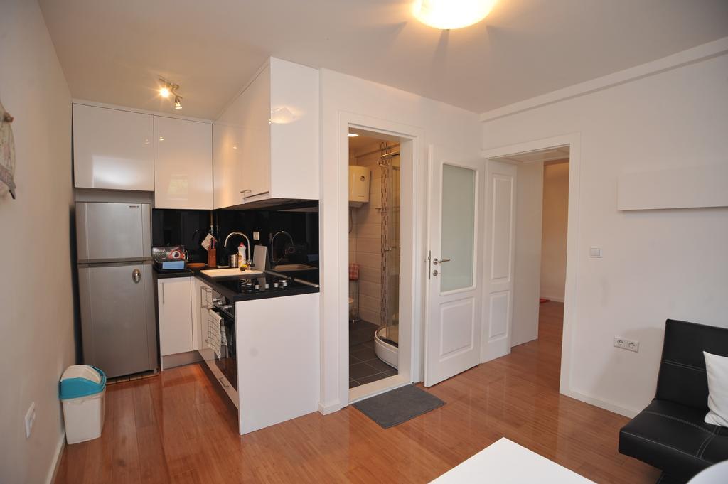 Main Street Apartment SJJ Esterno foto
